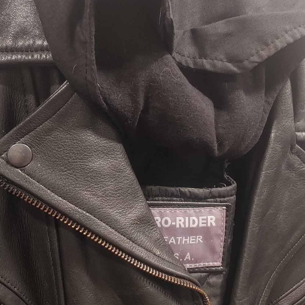 Motorcycle Jacket - Picture 4 of 8